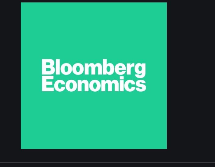 Bloomberg Economics:  Slower Growth, Higher Inflation, Weaker Lira