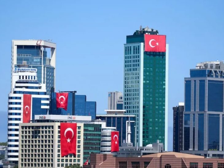 Holiday spending spells relief for the economy