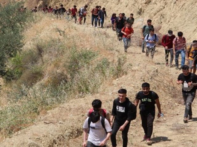 120K+ refugees stopped at Turkey-Iran border in 2021