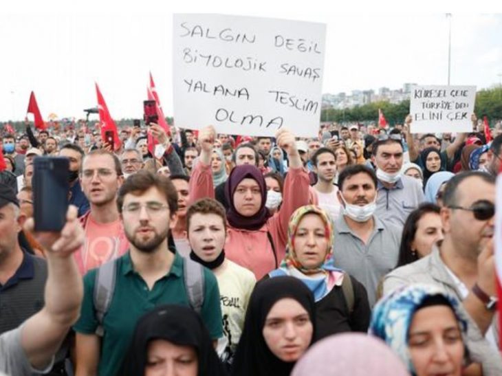 Thousands protest new Turkish vaccine and test rules