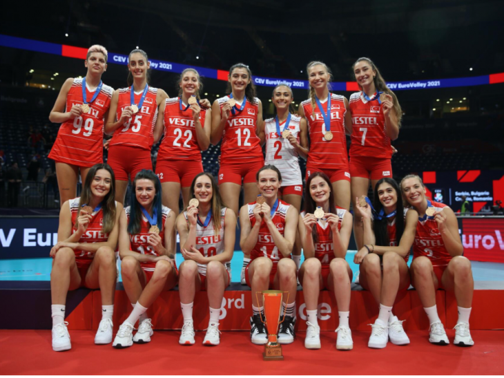 Women volleyballers do Turkey proud