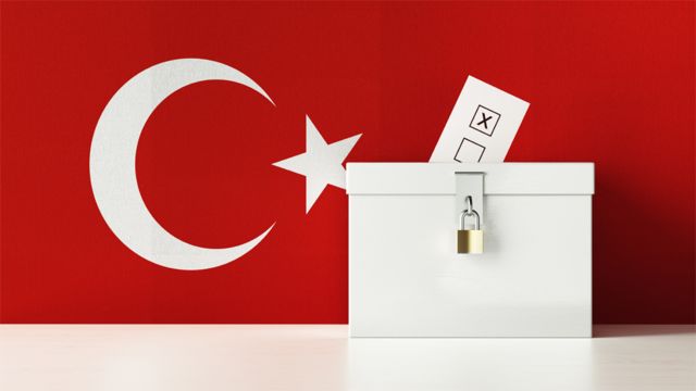 Around half a million Turkish expats vote in election