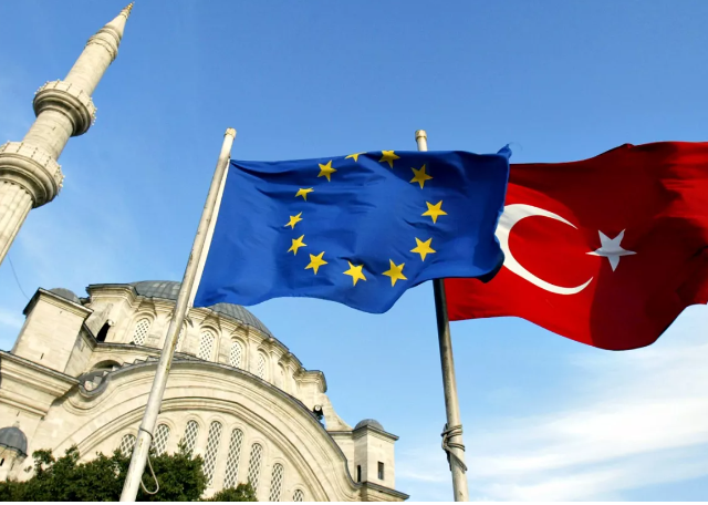 EU mulls talks on visa liberalization for Türkiye in autumn