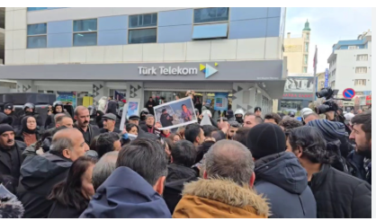 Protests erupt across Kurdistan, Europe over Turkish assault on journalists, crack-down at home