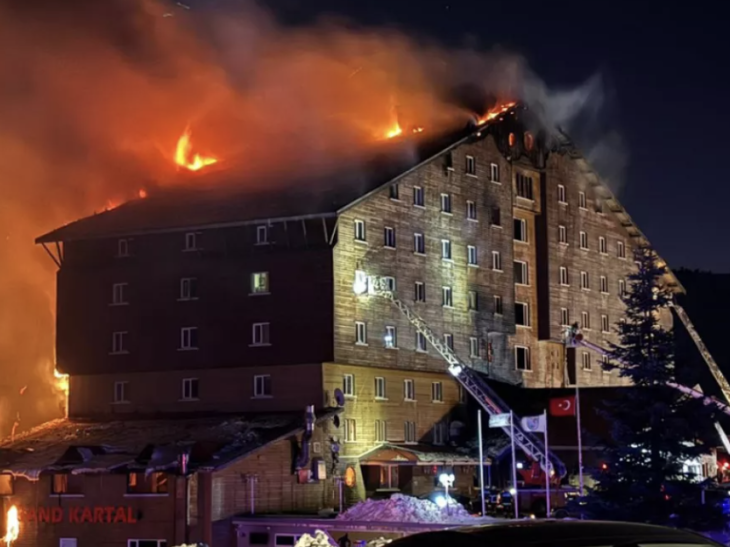 Fire at Kartalkaya Ski Resort Claims 10 Lives, Injures 32