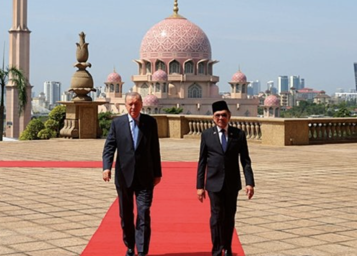 Erdoğan Meets Indonesian President Subianto, Stresses Urgency of Palestinian State