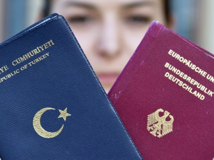 Turkish Community in Germany Call for Dual Citizenship Protection