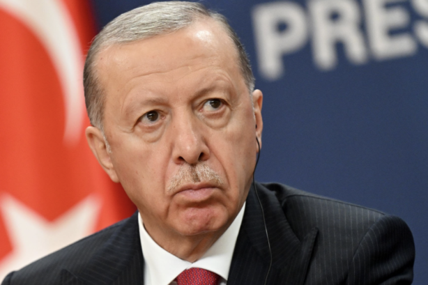 CHP’s Günaydın Slams Government Silence on Venezuela, Accuses Erdoğan