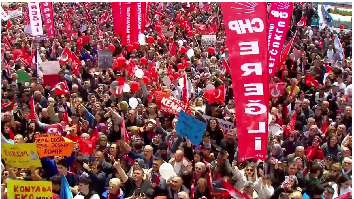 Huge  Crowds Fill Konya Square for CHP’s “Defending the National Will” Rally