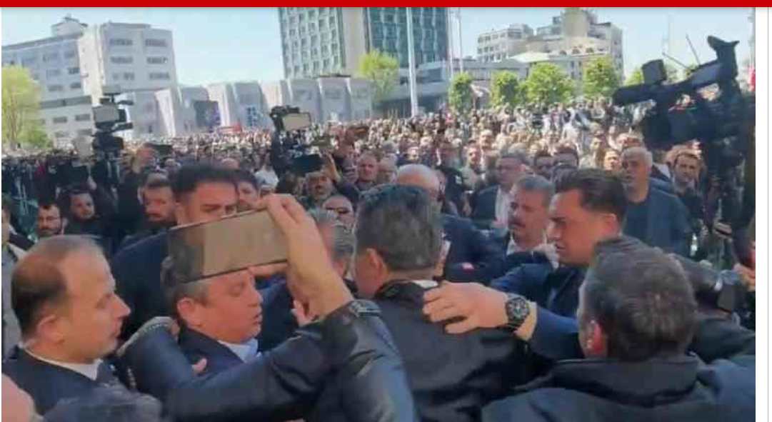 UPDATE: CHP Leader Özgür Özel Attacked After Sırrı Süreyya Önder’s Memorial Ceremony