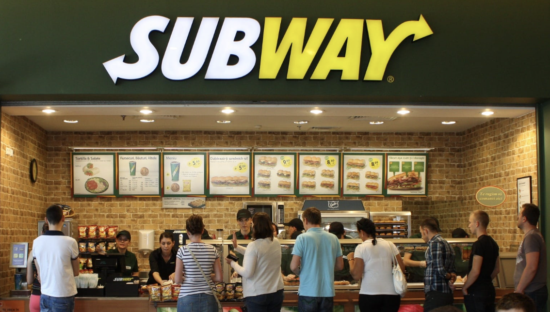 Subway Franchise Files for Bankruptcy Amid Industry-Wide Fast-Food Crisis