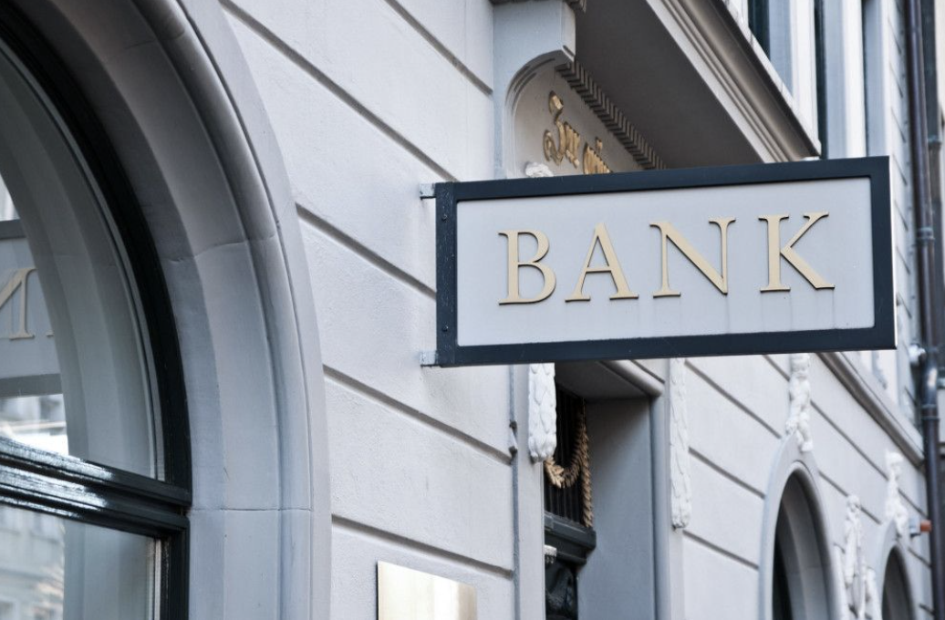 Bad Loans Surge 85% as Turkish Banks Break Record in Debt Sales