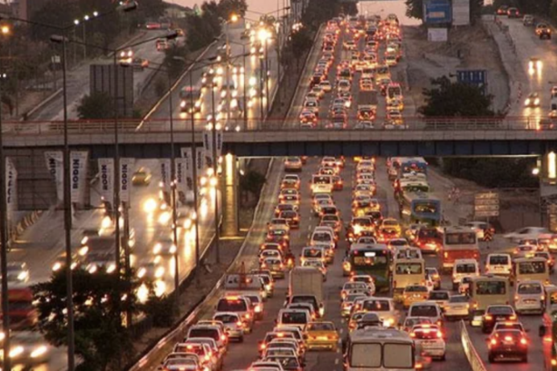 Traffic Insurance Premiums Surge in Turkey as 2026 Tariffs Reveal 500% Risk Gap
