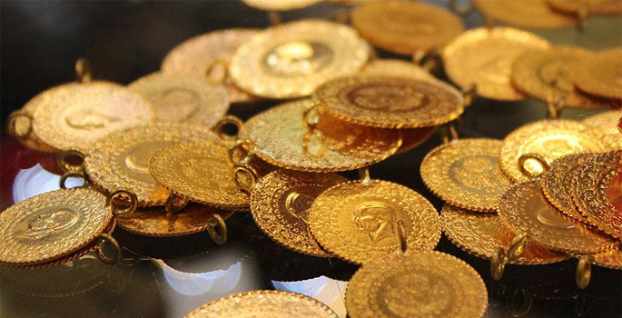 Gold Under the Pillow: Turks Still Saving Despite Debt and Low Incomes