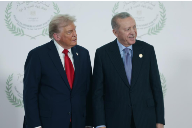 Erdoğan and Trump Coordinate on Syria Ceasefire and Gaza Reconstruction in Phone Call
