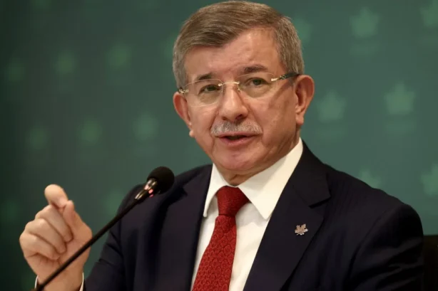 Davutoğlu Admits Financial Strain: “I Am Experiencing Financial Difficulties”