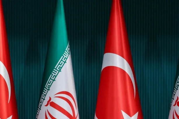 Turkey Walks a Tightrope as Iran War Escalates Across Region